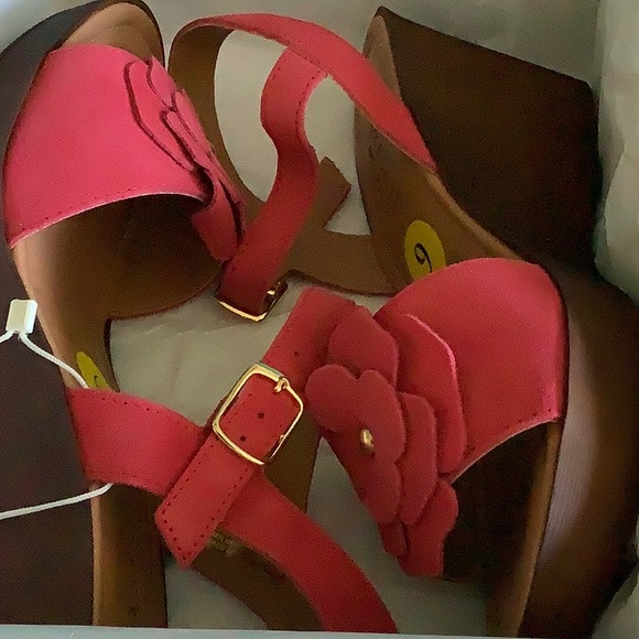Box 25. BNIB MARIELLA CORAL SANDAL Flower Designed Size 9 - Picture 7 of 8
